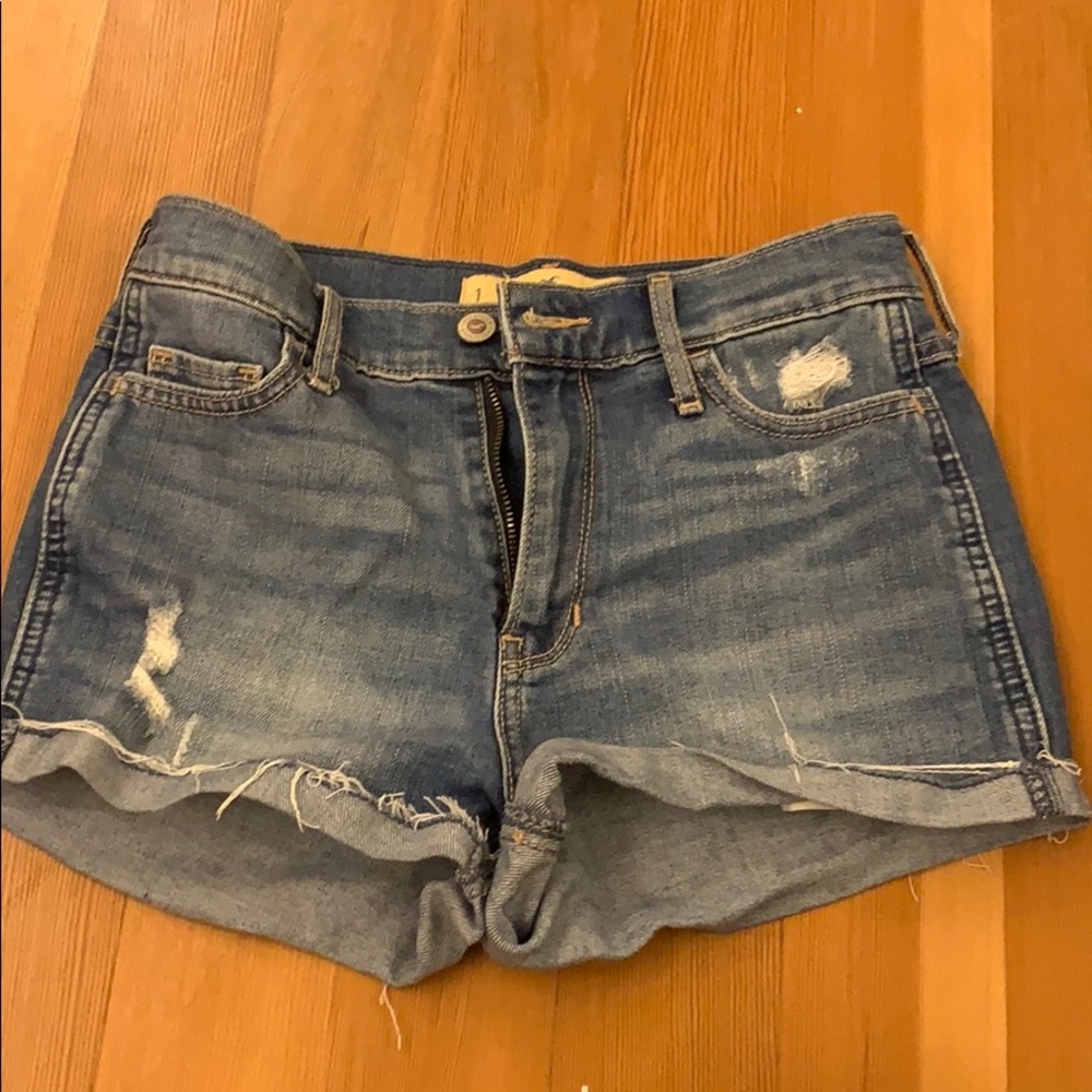hollister high rise shorts